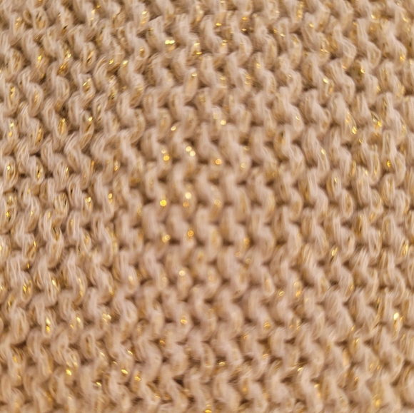 Liz Claiborne Tan Knit Sleeveless Shirt With Gold Shimmer. Small - Picture 3 of 4